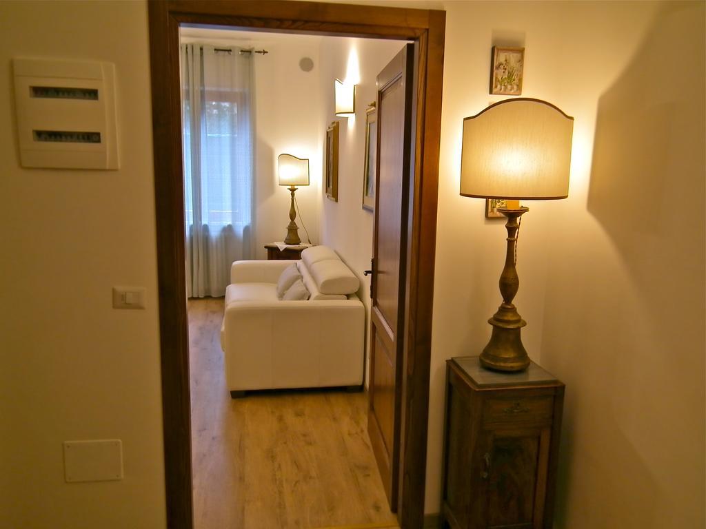 אסיסי Suite Umberto I מראה חיצוני תמונה