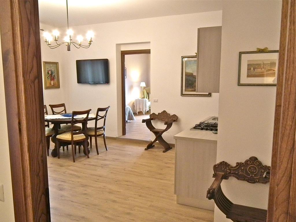 אסיסי Suite Umberto I מראה חיצוני תמונה