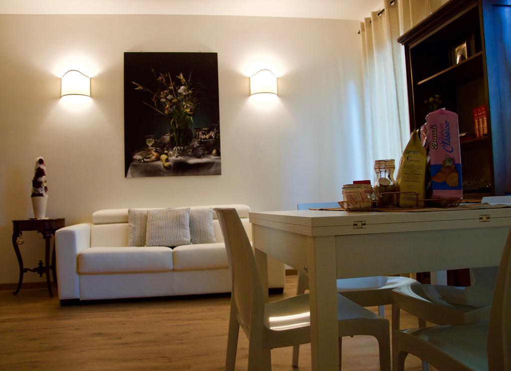 אסיסי Suite Umberto I מראה חיצוני תמונה